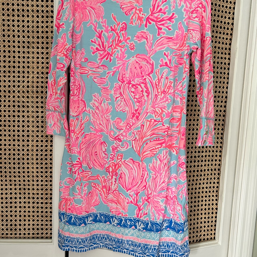 Lilly Pulitzer Pink and Blue Sheath Dress with Bateau Neckline - Picture 4 of 4